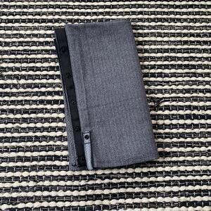 🌿Lululemon Womens Gray Black Wrap Snap Infinity Scarf Vinyasa OS